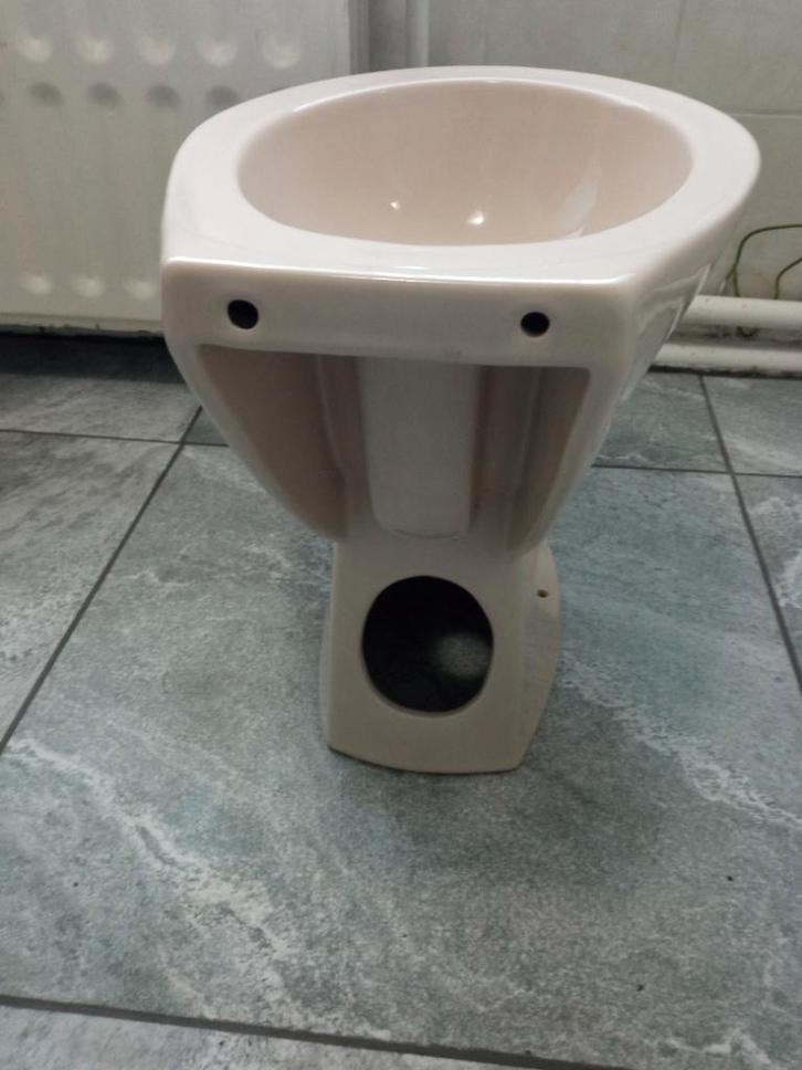 Bidet beige céramique (ou faire offre décente), Doe-het-zelf en Bouw, Sanitair, Zo goed als nieuw, Overige typen, Ophalen