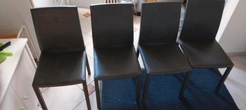 4 groene keukenstoelen  beschikbaar voor biedingen