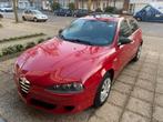 Alfa Romeo 1.6 benzine full option gekeurd voor verkoop, Auto's, Handgeschakeld, 5 deurs, Particulier, Euro 4