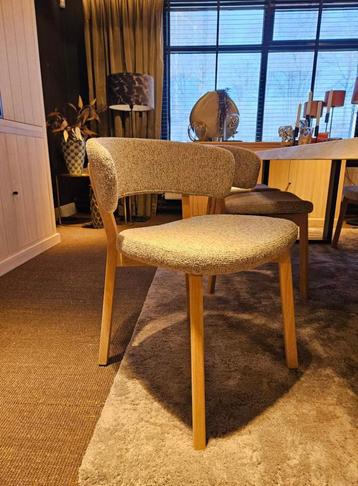 Eetkamerstoelen met eiken poot nieuw! €164 stuk, Huis en Inrichting, Stoelen, Ophalen, Overige kleuren, Nieuw, Stof