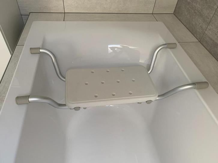 Siège pour baignoire, Huis en Inrichting, Badkamer | Complete badkamers, Zo goed als nieuw, Ophalen