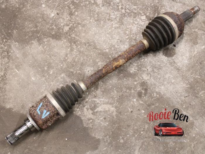 Arbre de transmission avant gauche d'un Renault Wind, Autos : Pièces & Accessoires, Freins & Transmission, Renault, Utilisé, 3 mois de garantie