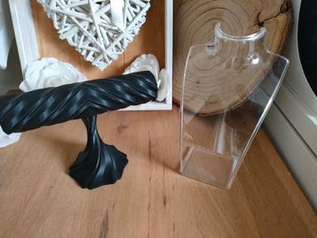 Sieraden displays beschikbaar voor biedingen