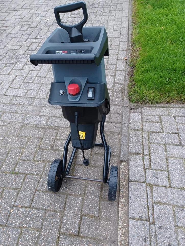 Powerplus hakselaar
2400w, Tuin en Terras, Hakselaars, Zo goed als nieuw, Ophalen