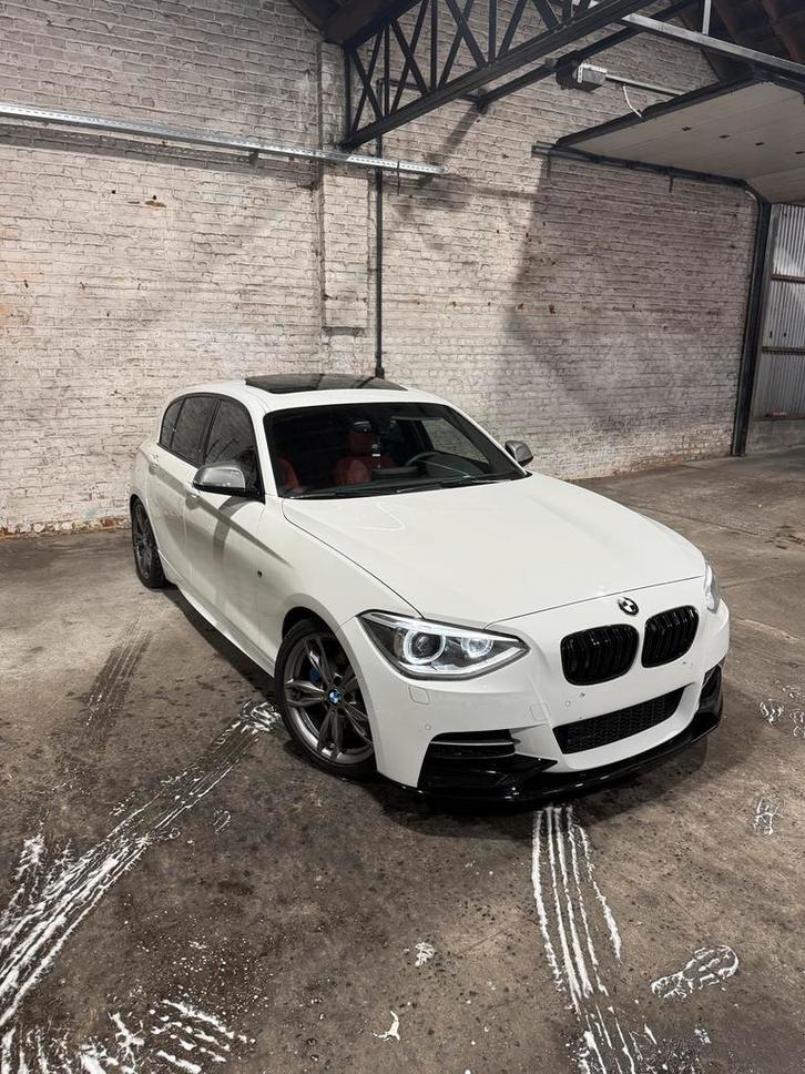 BMW M135i X-Drive, Autos, BMW, Particulier, Série 1, 4x4, ABS, Phares directionnels, Airbags, Air conditionné, Alarme, Bluetooth