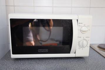Micro ondes, Comme neuf, Moins de 45 cm, Enlèvement, Air chaud