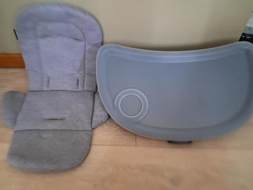 Eetstoel van maxi cosi, Kinderen en Baby's, Kinderstoelen, Gebruikt, Meegroeistoel, Aanschuifbaar, Afneembaar eetblad, Gordel(s)