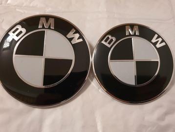 Logo de capot de coffre BMW noir et blanc 82/73 mm