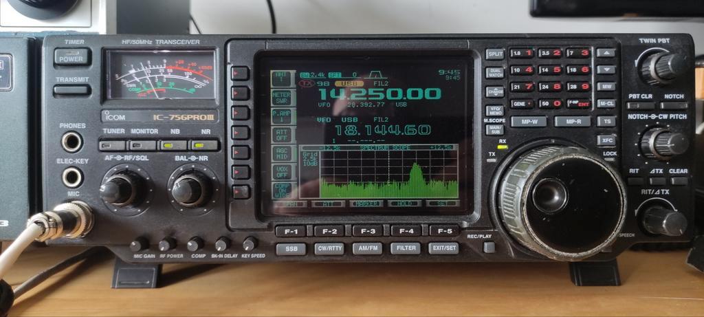 ② Icom IC 756 PRO 3 — Zenders en Ontvangers — 2dehands