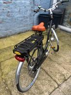 Electrische fiets met lader, Fietsen en Brommers, Ophalen, Gebruikt