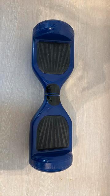 Hoverboard met lader beschikbaar voor biedingen