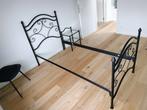 Zwart smeedijzeren eenpersoonsbed, Huis en Inrichting, Slaapkamer | Bedden, Ophalen, Zo goed als nieuw, Zwart
