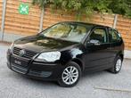 Vw polo 1.2 Benzine **United uitvoering **Garantie**, Voorwielaandrijving, Stof, 1198 cc, Zwart