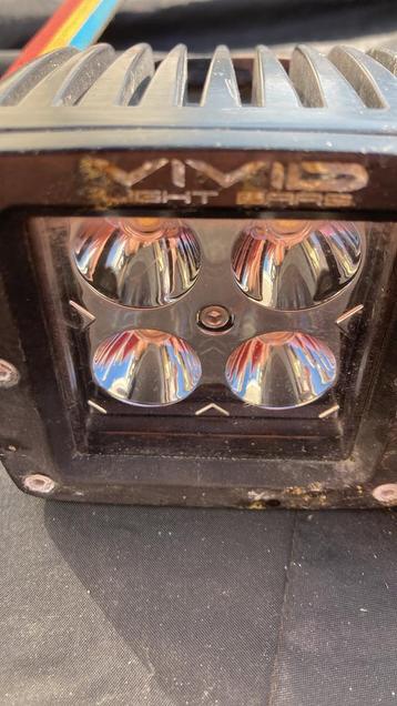 Lampes jeep beschikbaar voor biedingen