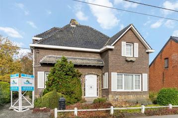 VRIJSTAANDE KARAKTERWONING MET 5 SLAAPKAMERS TE LAAKDAL! beschikbaar voor biedingen