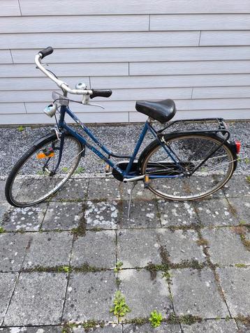 Damesfiets  beschikbaar voor biedingen