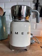 SMEGG melkschuimer gebroken wit, Ophalen, Zo goed als nieuw, Elektrische melkopschuimer