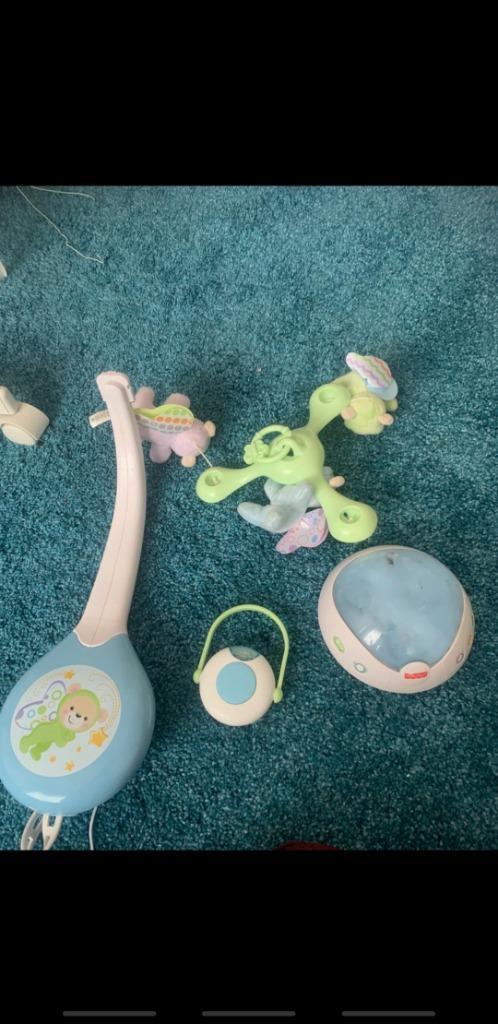 Muziekmobieltje met projector, Kinderen en Baby's, Kinderkamer | Bedden, Zo goed als nieuw, Ophalen