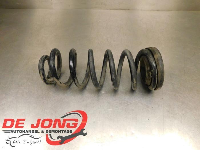 Schroefveer achter van een Hyundai Tucson, Auto-onderdelen, Ophanging en Onderstel, Hyundai, Gebruikt, 3 maanden garantie, Ophalen of Verzenden