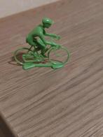 Miniatuurfiguurtje / Wielrenner / Groen, Verzamelen, Verzenden, Zo goed als nieuw, Beeldje of Poppetje