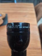 Lampe Mag-Lite 31cm ( état neuf), Caravans en Kamperen, Zaklampen, Ophalen