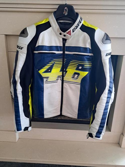 Dainese VR46 D1 White leather Jacket ( Maat 54 ) i, Motoren, Kleding | Motorkleding, Jas | leer, Heren, Tweedehands, Ophalen