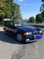 Youngtimer Bmw 325 tds e36 pack M cuir toit ouvrant phase 2, Autos, BMW, 5 places, Cuir, Berline, Bleu