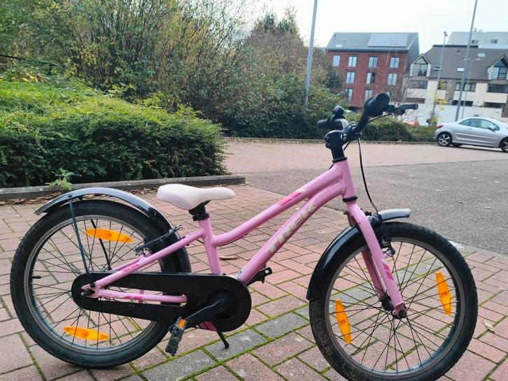 Trek meisjesfiets kinderfiets, Fietsen en Brommers, Fietsen | Kinderfietsjes, Zo goed als nieuw, 20 inch of meer, Ophalen