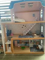 Houten poppenhuis, met meubels, Ophalen, Zo goed als nieuw, Poppenhuis