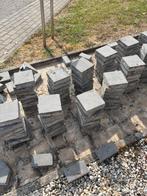 Blauwe steen 15x15x5cm dikke ik heb er 220st, Tuin en Terras, Tegels en Klinkers, Ophalen of Verzenden, Zo goed als nieuw