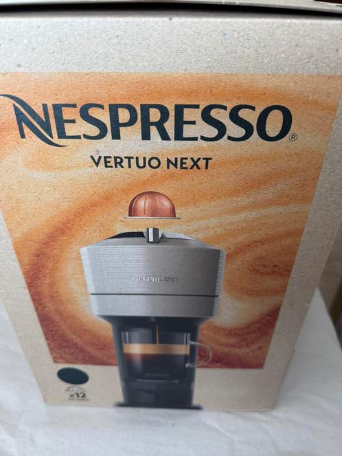 Nespresso koffie machine, Elektronische apparatuur, Koffiemachine-accessoires, Zo goed als nieuw, Ophalen