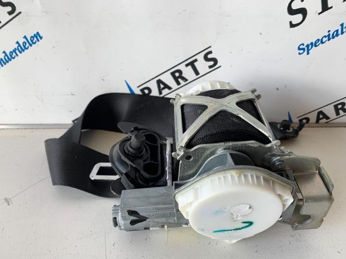 Veiligheidsgordel rechts-voor van een Mercedes C-Klasse, Auto-onderdelen, Interieur en Bekleding, Mercedes-Benz, Gebruikt, 3 maanden garantie
