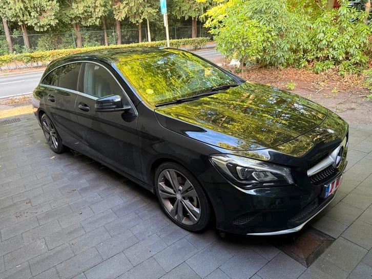 Mercedes cla 180D 100000km full option diesel handgeschakeld, Auto's, Mercedes-Benz, Particulier, CLA, Open dak, Diesel, Euro 6