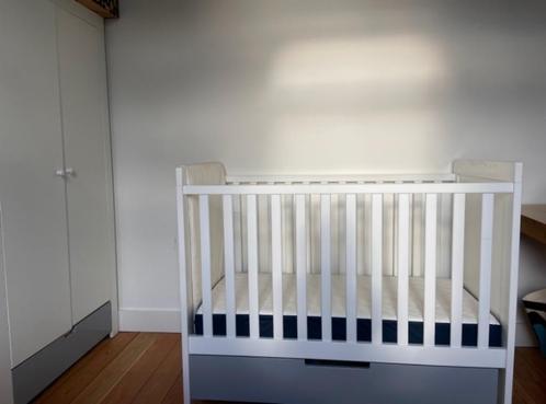 Bopita Babybed en kast, Kinderen en Baby's, Kinderkamer | Complete kinderkamers, Gebruikt, Jongetje of Meisje, Ophalen