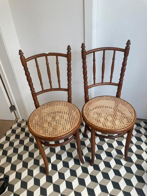 2 x fischel thonet stoeltjes, Antiquités & Art, Antiquités | Meubles | Chaises & Canapés, Enlèvement ou Envoi