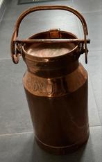Antiek verkoperde melkkan, klein uniek model, Ophalen, Koper