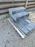 64 voyelles Winstones, anthracite, grattées -, Enlèvement, Neuf, Béton, Briques