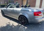 Origineel Belgische Audi A4 Cabrio 2.4 V6 slechts 108.200km, Auto's, Parkeersensor, Zwart, Cabriolet, A4