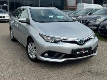 Toyota Auris // Benzine Hybride beschikbaar voor biedingen