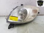 KOPLAMP RECHTS Toyota Yaris II (P9) (8113052580), Gebruikt, Toyota