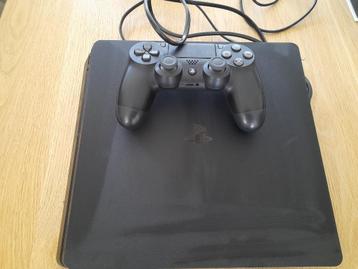 Playstation 4 + controller beschikbaar voor biedingen