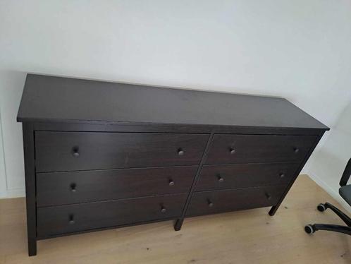 Commode à tiroirs noire en bois Ikea KOPPANG, Maison & Meubles, Armoires | Commodes, Comme neuf, Enlèvement
