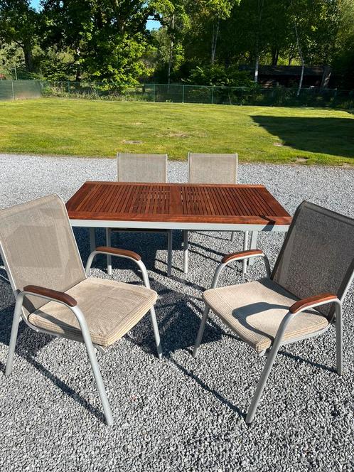 Tuintafel met 4 stoelen en kussens, Tuin en Terras, Tuinsets en Loungesets, Zo goed als nieuw, Ophalen