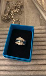 Dames groot ring- blauwe topaz en white topaz, Handtassen en Accessoires, Ringen, 20 of groter, Blauw, Ophalen of Verzenden, Zo goed als nieuw