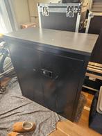 Metalen kast, Huis en Inrichting, Kasten | Roldeurkasten en Archiefkasten, Ophalen, Zo goed als nieuw