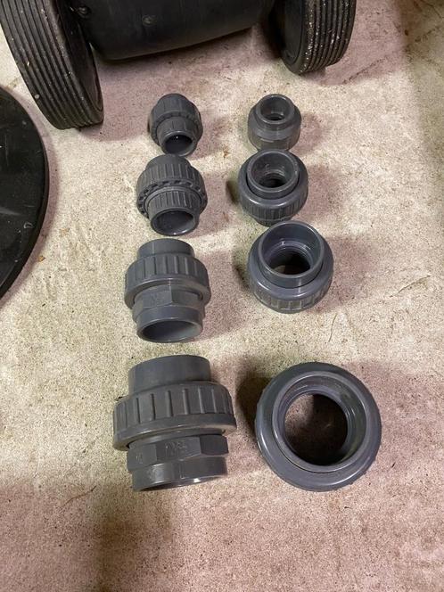 EFFAST PVC PN16 koppelstukken, Doe-het-zelf en Bouw, Buizen en Afvoer, Zo goed als nieuw, Bochten, PVC, Ophalen