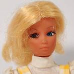 Vintage - Barbie - gemaakt in Hong Kong 25cm, Verzamelen, Poppen, Ophalen of Verzenden