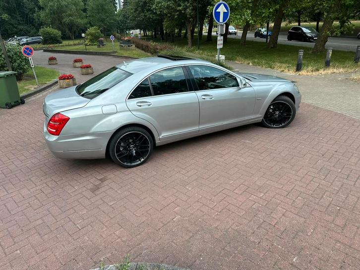 S400i hybride Poolse papieren verzekering en APK geldig, Auto's, Mercedes-Benz, Particulier, S-Klasse, Hybride Elektrisch/Benzine