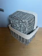 2 stevige identieke mandjes, Enlèvement, Comme neuf