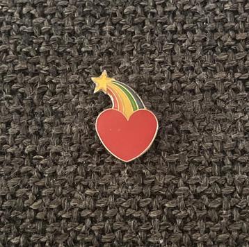 PIN - HART - REGENBOOG - STER - COEUR - ARC EN CIEL - ETOILE, Envoi, Utilisé, Autres sujets/thèmes, Insigne ou Pin's